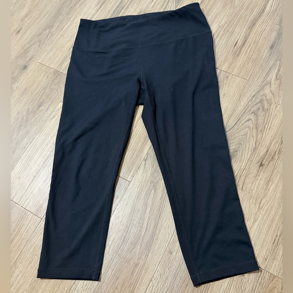 Zella Black Activewear Crop Leggings Size L